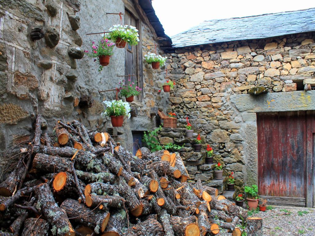 Casa Rural El Trubio Vigo de Sanabria Exterior photo
